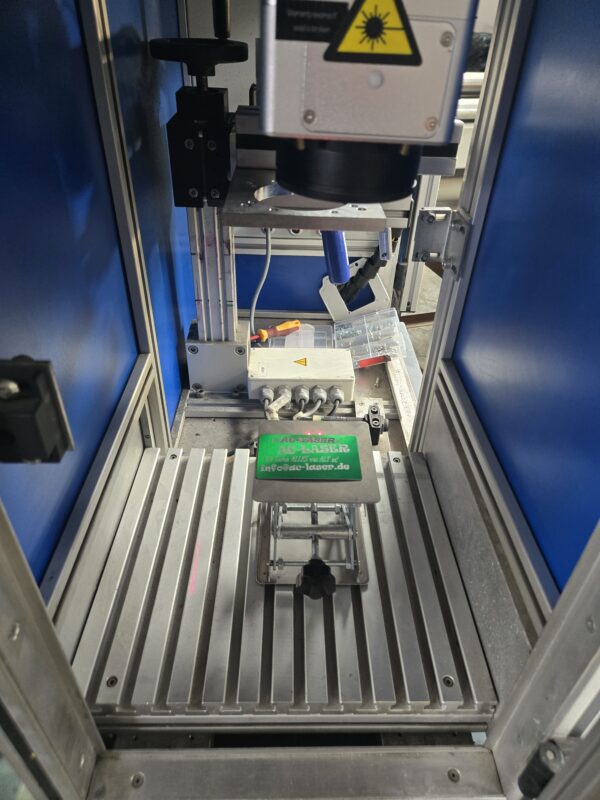 Fiberlaser Maschine Komplett ! Schiebetisch für halbautomatisches arbeiten